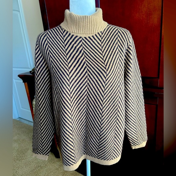 Lands' End Sweaters - Lands End Chevron Print Cashmere Sweater